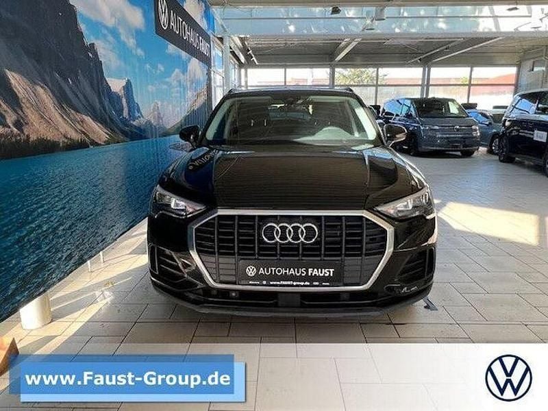 Schwarz metallic Gebraucht 2022 Audi Q3 Comfort SUV | 30.450 € (Guter Preis) - Bild 1/4