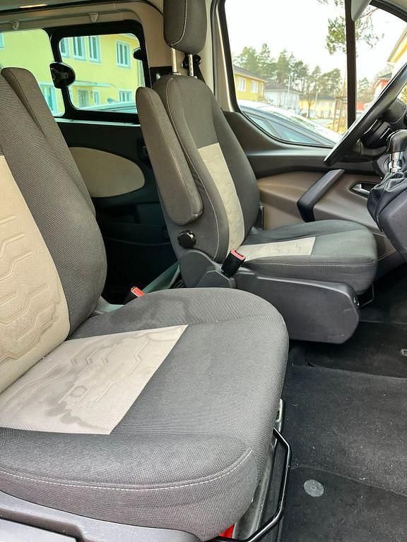 Grau Gebraucht 2015 Ford Tourneo Van / Kleinbus | 16.000 € (Etwas zu teuer) - Bild 1/4