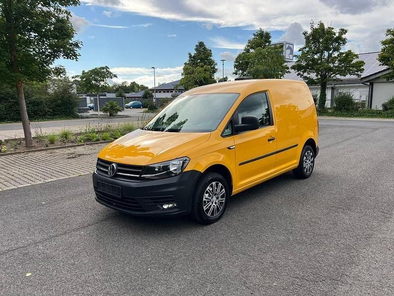 Gelb Gebraucht 2018 VW Caddy Van / Kleinbus | 10.480 € (Superpreis) - Bild 1/4