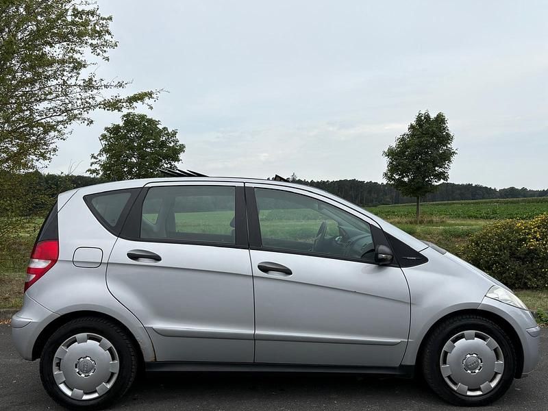 Gebraucht Mercedes A150 Classic 95 PS (69 kW) 2004 Silber Kleinwagen