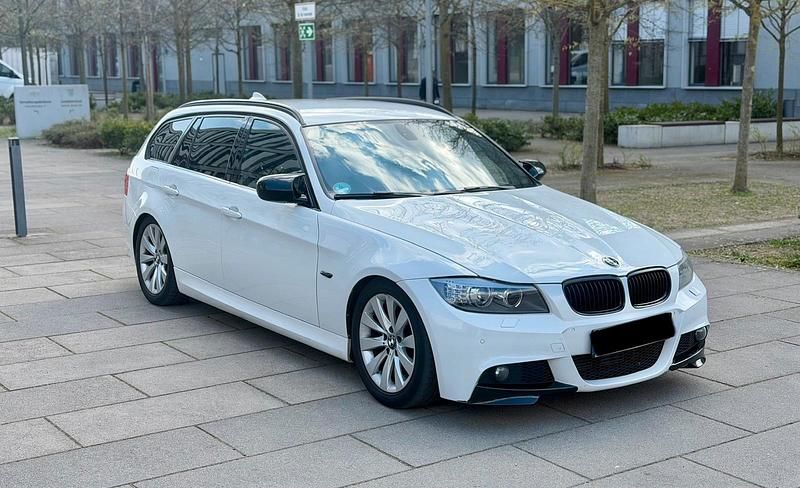 Gebraucht BMW 325 M Performance 204 PS (150 kW) 2010 Weiß Kombi