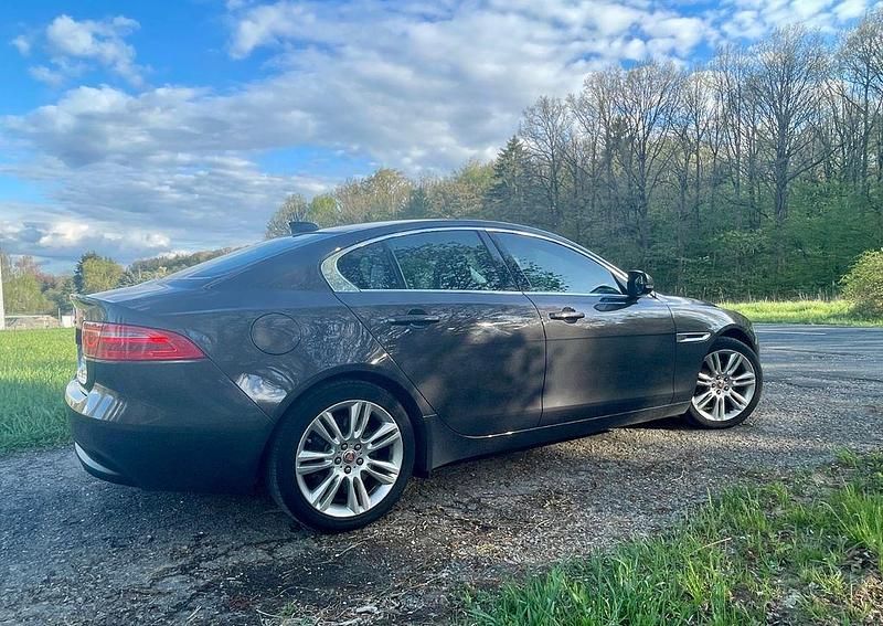 Second-hand Jaguar XE 200 CP (147 kW) 2016 Gri Berlinǎ