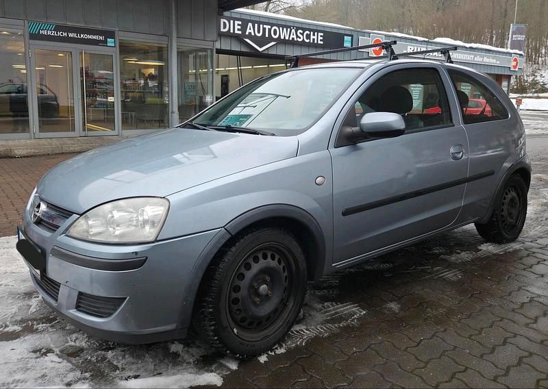 Gebraucht Opel Corsa 75 PS (55 kW) 2004 Silber Kleinwagen