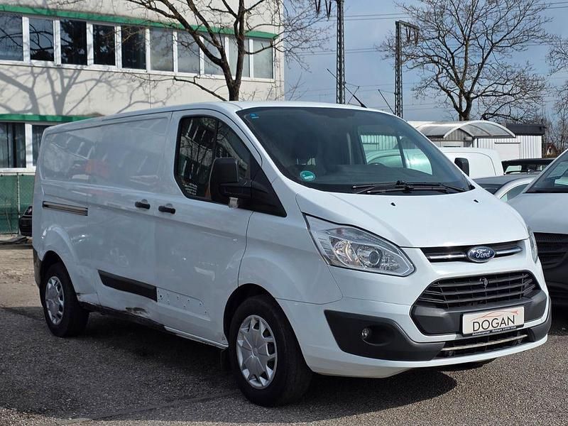 Gebraucht Ford Transit Custom Trend 131 PS (96 kW) 2017 Weiß Van / Kleinbus