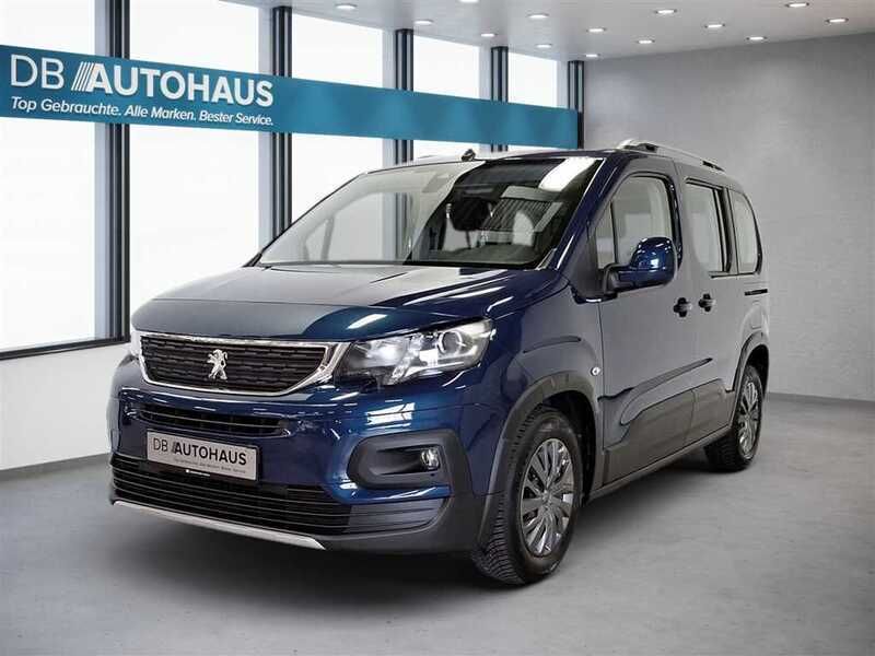 Blau Gebraucht 2021 Peugeot Rifter Allure Van / Kleinbus | 17.410 € (Guter Preis) - Bild 1/4