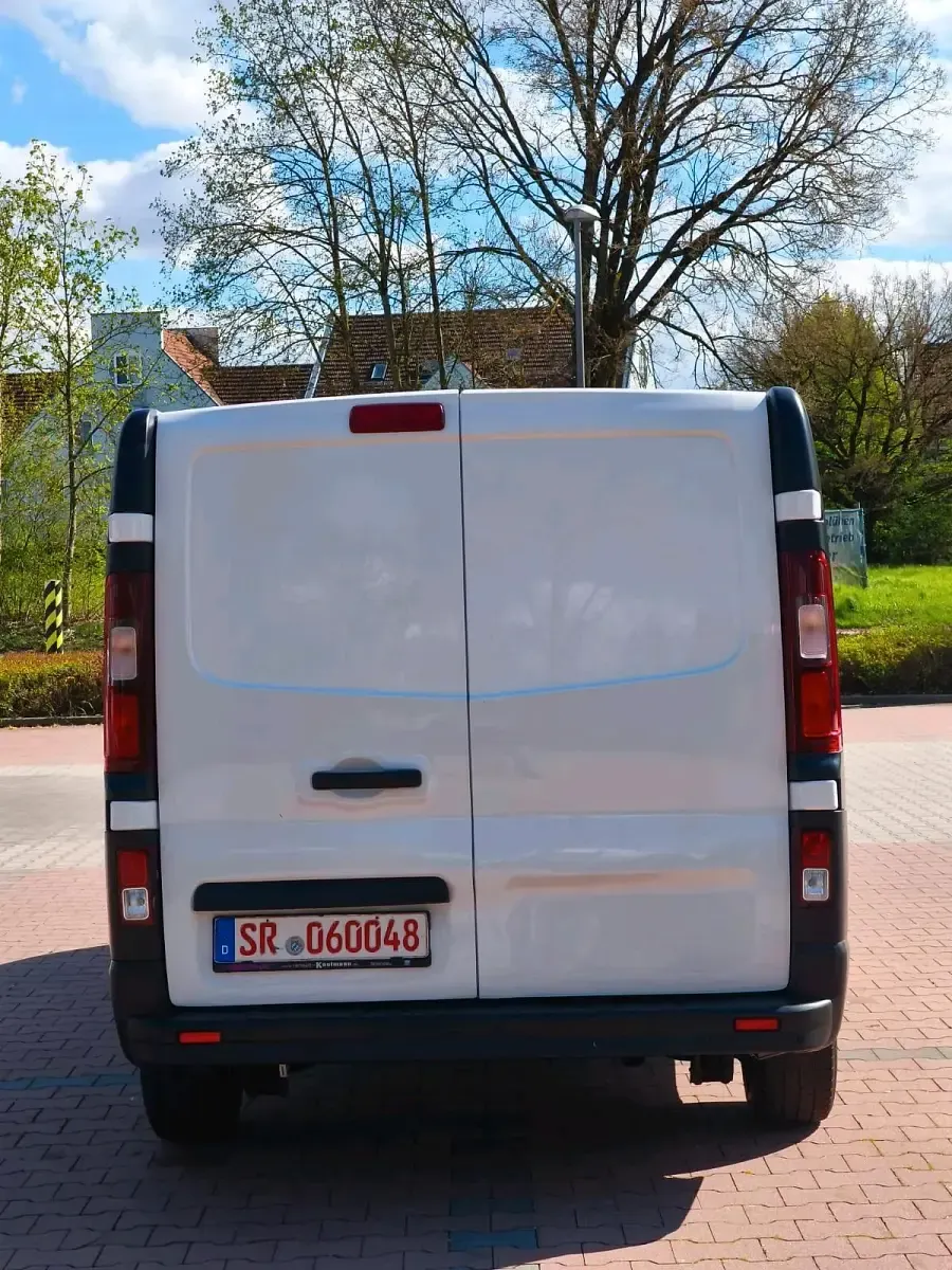 Gebraucht Renault Trafic 120 PS (88 kW) 2021 Weiß Van / Kleinbus