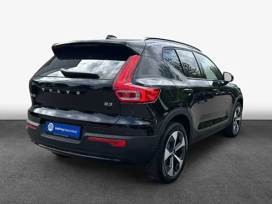 Gebraucht Volvo XC40 120 PS (88 kW) 2025 SUV