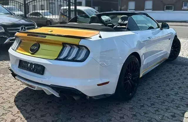 Gebraucht Ford Mustang GT 450 PS (330 kW) 2019 Weiß Cabrio