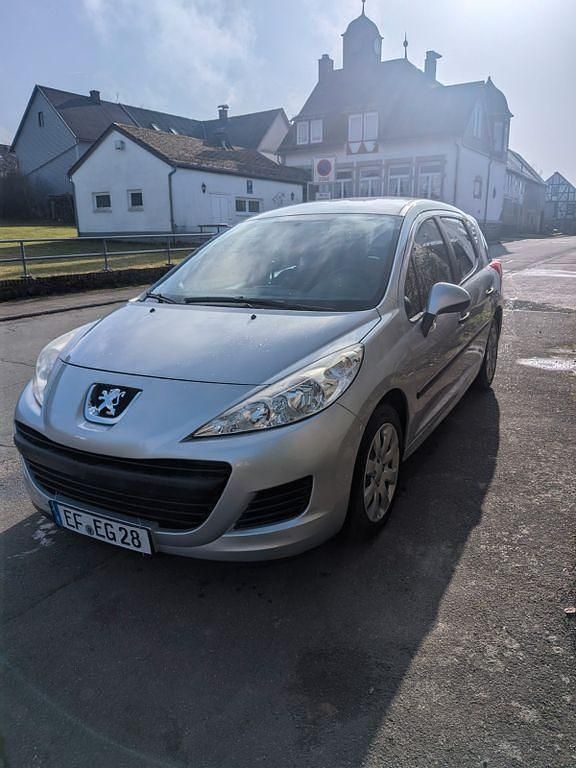 Gebraucht Peugeot 207 95 PS (69 kW) 2010 Grau Kombi