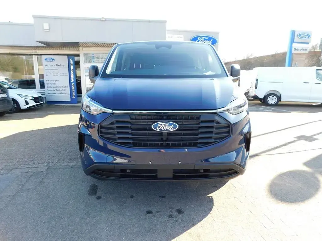Neu Ford Transit Custom 136 PS (100 kW) 2026 Blau Van / Kleinbus