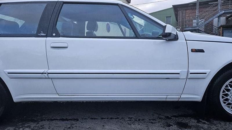 Gebraucht Volvo 480 102 PS (75 kW) 1991 Weiß Coupé