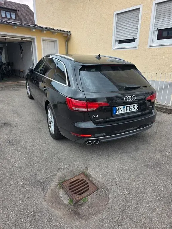 Gebraucht Audi A4 Sport 190 PS (139 kW) 2016 Schwarz Kombi