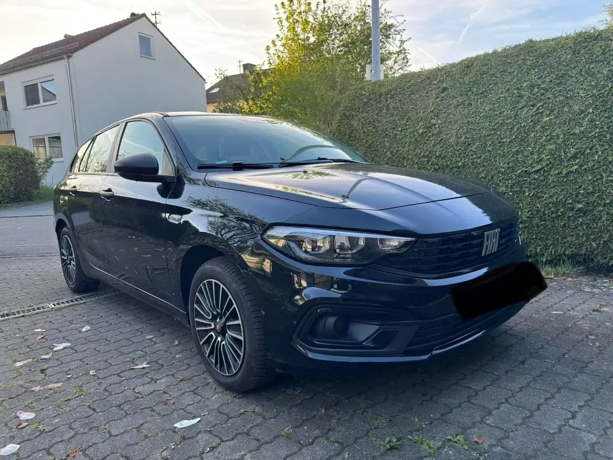 Gebraucht Fiat Tipo 130 PS (95 kW) 2024 Schwarz Kombi