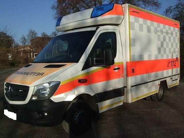 Gebraucht Mercedes Sprinter 190 PS (139 kW) 2018 Weiß Van