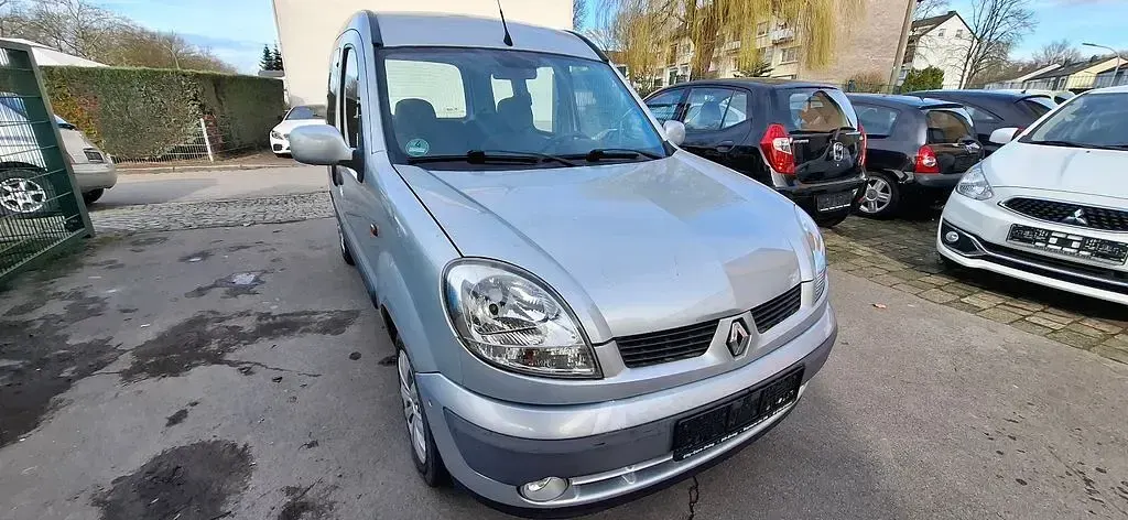 Gebraucht Renault Kangoo Privilege 95 PS (69 kW) 2004 Silber Van / Kleinbus