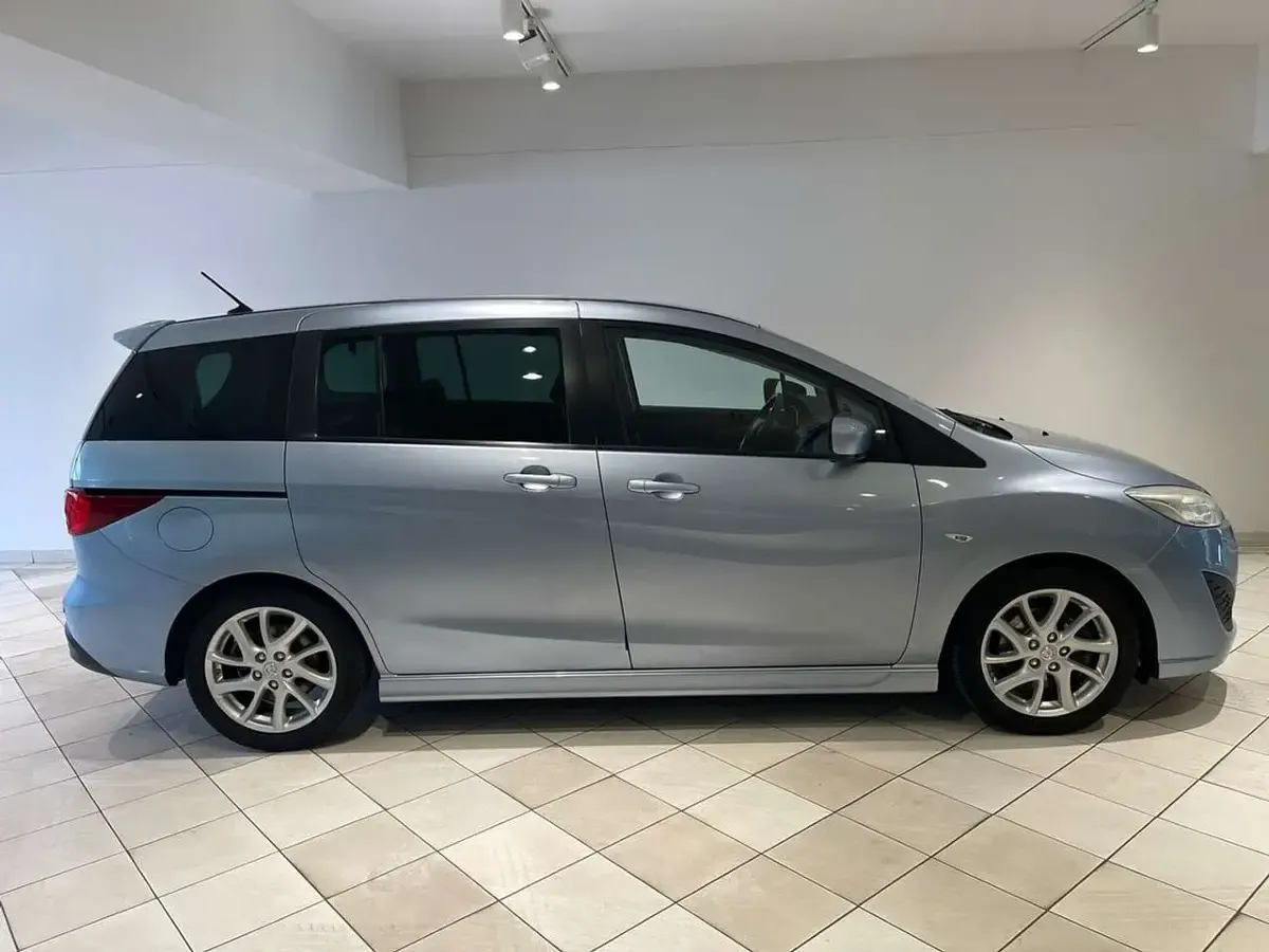 Gebraucht Mazda 5 116 PS (85 kW) 2011 Blau Van / Kleinbus