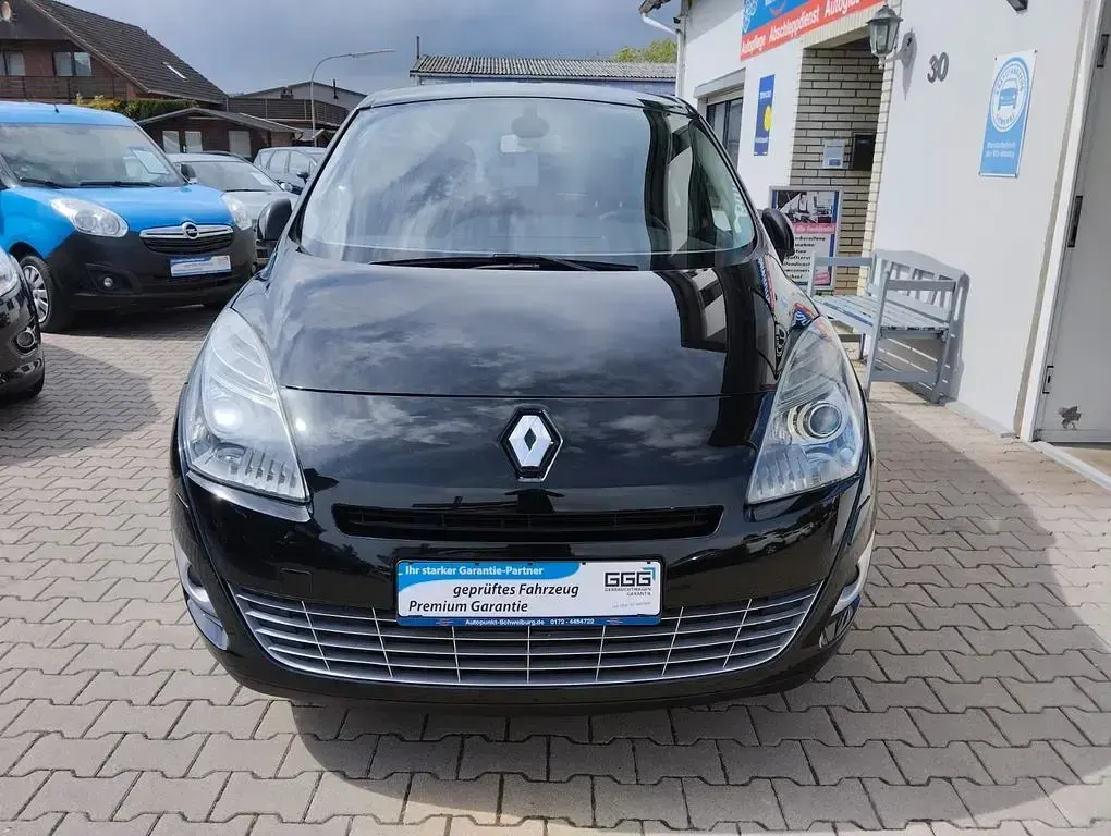 Gebraucht Renault Scénic Bose Edition 131 PS (96 kW) 2011 Schwarz Van / Kleinbus