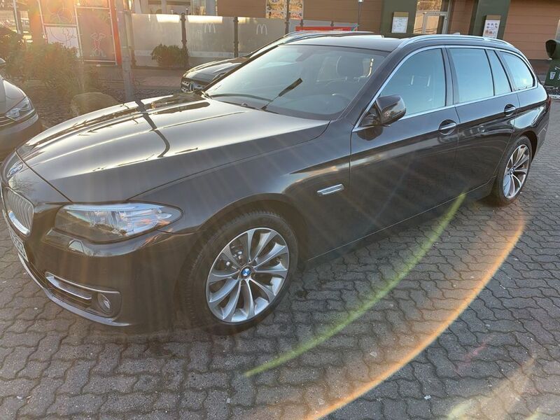 Grau Gebraucht 2013 BMW 520 Kombi | 11.100 € (Fairer Preis) - Bild 1/4