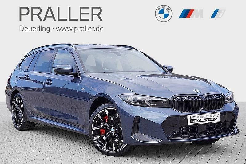 Gebraucht BMW 330e Performance 292 PS (214 kW) 2025 Arctic race blue Kombi