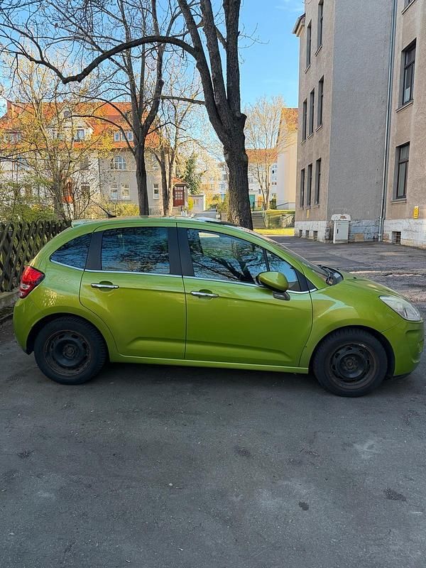 Gebraucht Citroën C3 95 PS (69 kW) 2011 Grün Kleinwagen