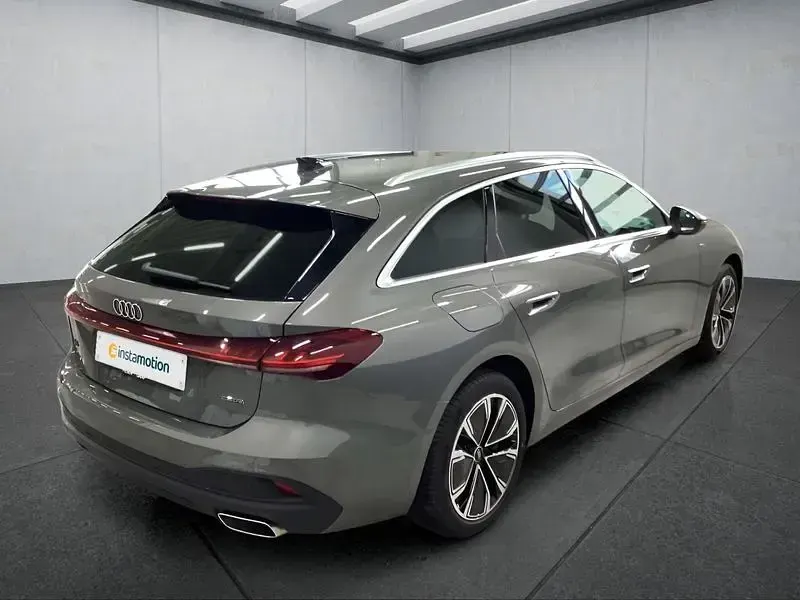 Gebraucht Audi A5 299 PS (219 kW) 2025 Grau Kombi