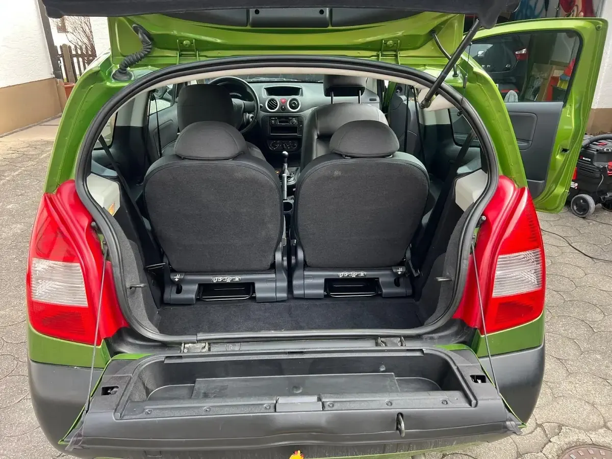 Gebraucht Citroën C2 60 PS (44 kW) 2006 Grün Kleinwagen