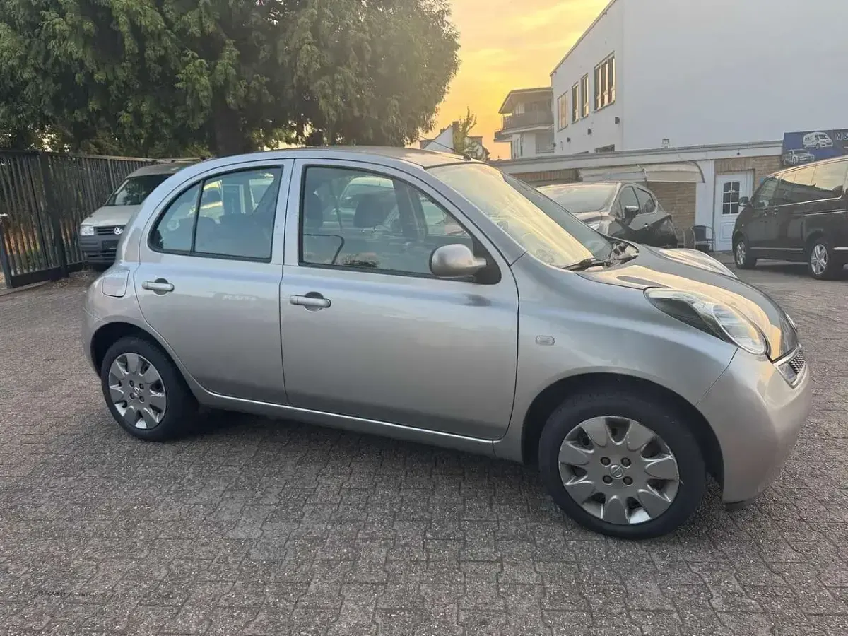 Gebraucht Nissan Micra City 65 PS (47 kW) 2005 Silver (m) Kleinwagen
