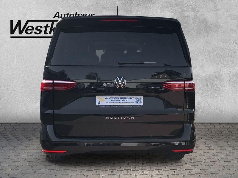 Neu VW Multivan Life 150 PS (110 kW) 2026 Schwarz Van