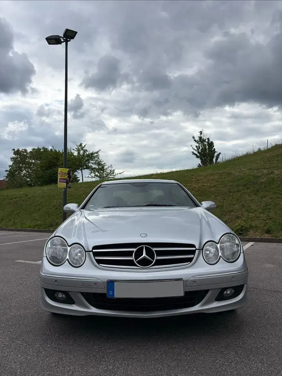 Gebraucht Mercedes CLK200 Avantgarde 184 PS (135 kW) 2008 Silber Coupé