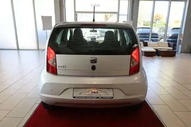 Gebraucht Seat Mii I-Tech 60 PS (44 kW) 2015 "reflex" silber Kleinwagen