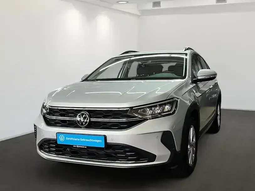 Gebraucht VW Taigo Life 150 PS (110 kW) 2024 (reflexsilber metallic) SUV