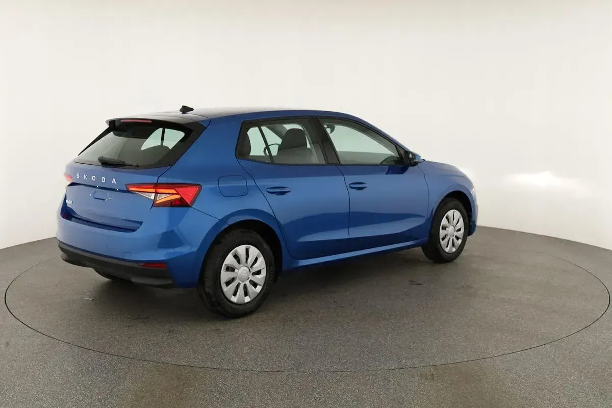 Neu Skoda Fabia Selection 2026 Race blue metallic Kleinwagen