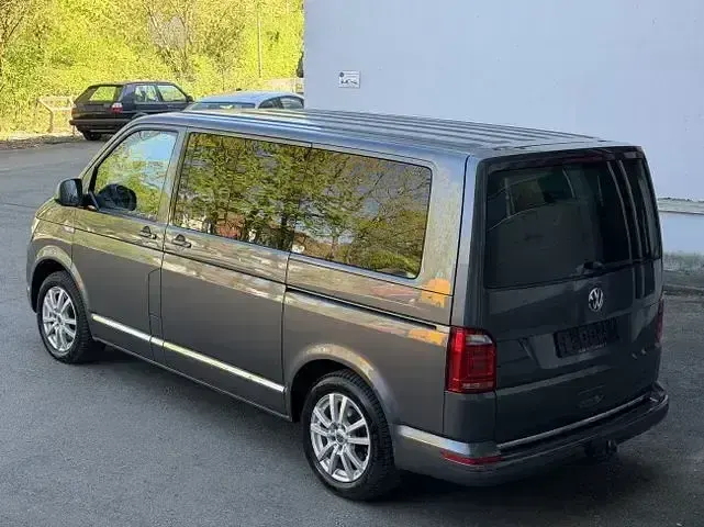 Usado VW Multivan Highline 2017 Andere Monovolume
