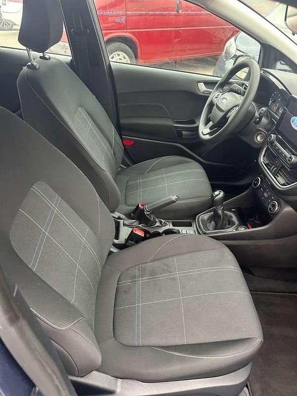 Gebraucht Ford Fiesta Cool & Connect 86 PS (63 kW) 2019 Blau Kleinwagen