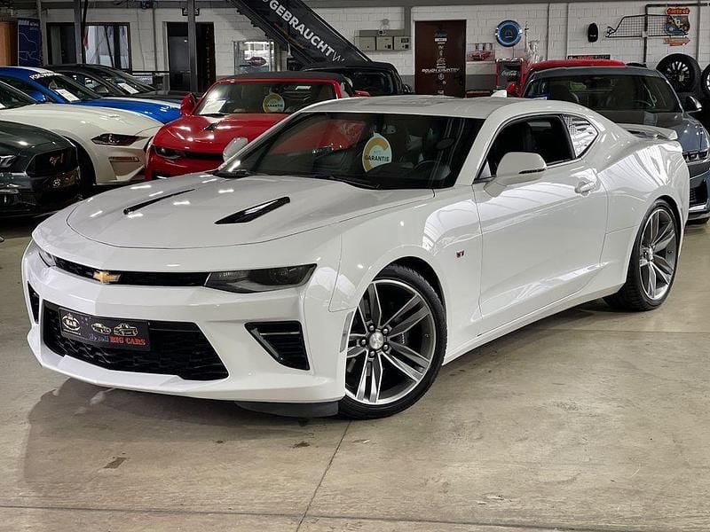Weiß Gebraucht 2019 Chevrolet Coupé Coupé | 45.990 € - Bild 1/4