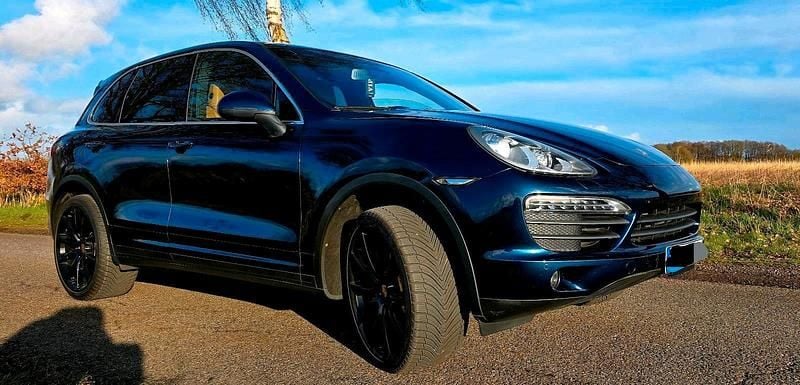 Gebraucht Porsche Cayenne 400 PS (294 kW) 2011 Blau SUV