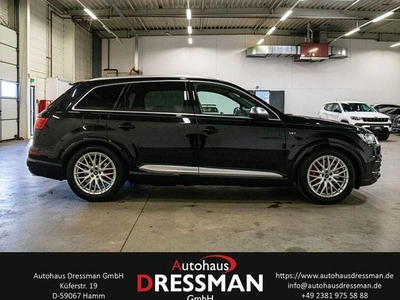 Gebraucht Audi SQ7 Sport 435 PS (319 kW) 2018 Orcaschwarz metallic SUV