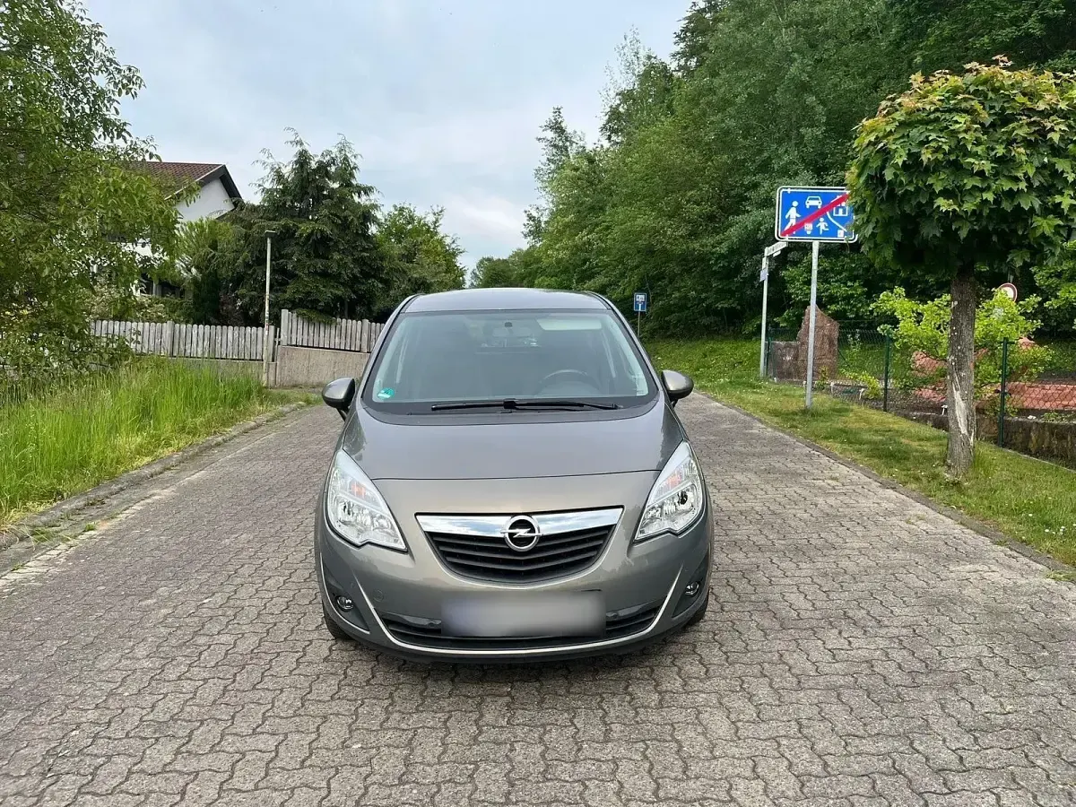 Używany Opel Meriva 120 KM (88 kW) 2012 Szary Minivan