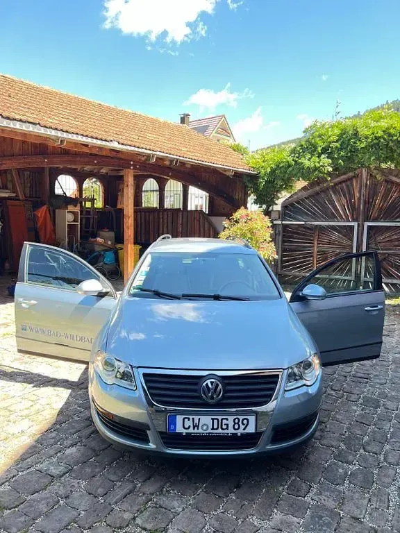 Gebraucht VW Passat 105 PS (77 kW) 2007 Silber Limousine