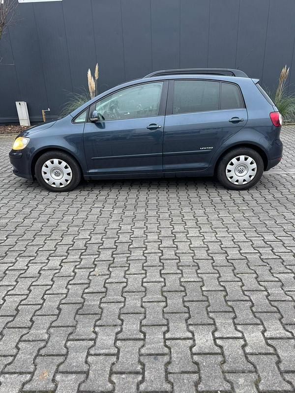 Gebraucht VW Golf V Edition 105 PS (77 kW) 2008 Blau Kombi