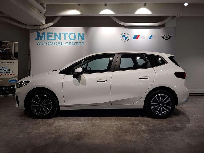 Gebraucht BMW 218 Performance 136 PS (100 kW) 2022 Weiß Van / Kleinbus