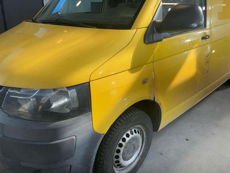 Gebraucht VW Transporter 140 PS (102 kW) 2010 Gelb/weiß Van