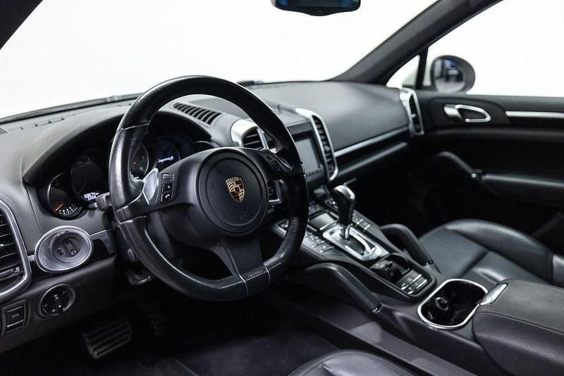 Gebraucht Porsche Cayenne 400 PS (294 kW) 2010 Weiß SUV