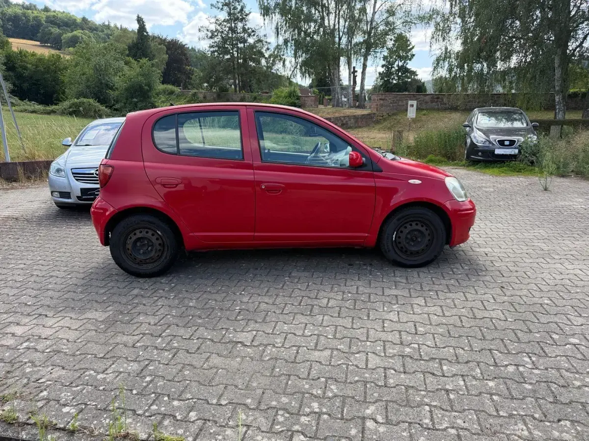 Gebraucht Toyota Yaris Sol 65 PS (47 kW) 2005 Rot Kleinwagen