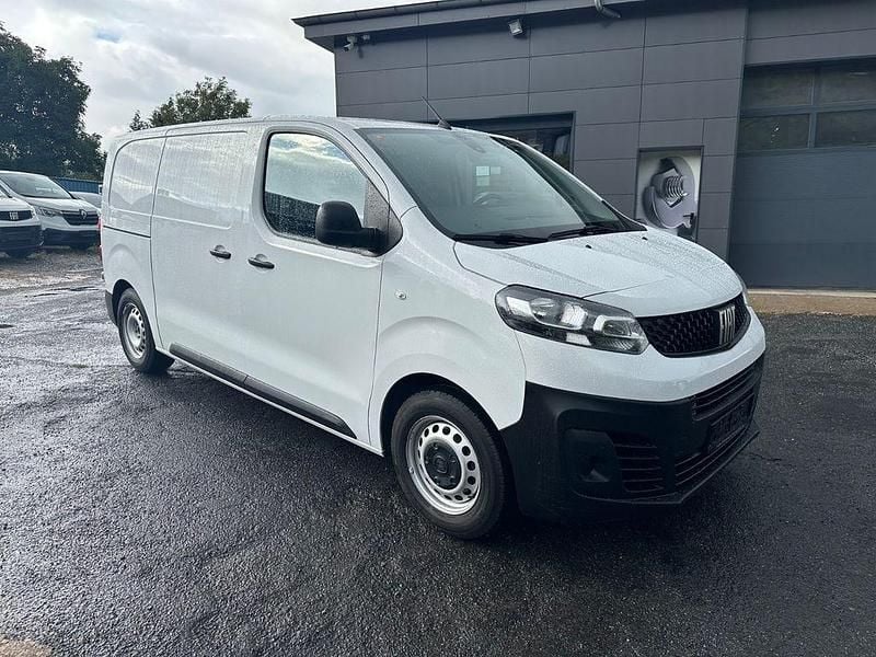 Other Gebraucht 2023 Fiat Scudo Van / Kleinbus | 18.599 € (Guter Preis) - Bild 1/4