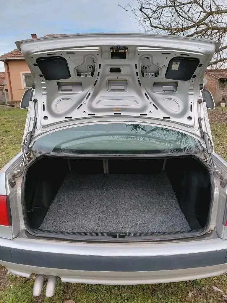 Gebraucht Audi 80 90 PS (66 kW) 1993 Silber Limousine