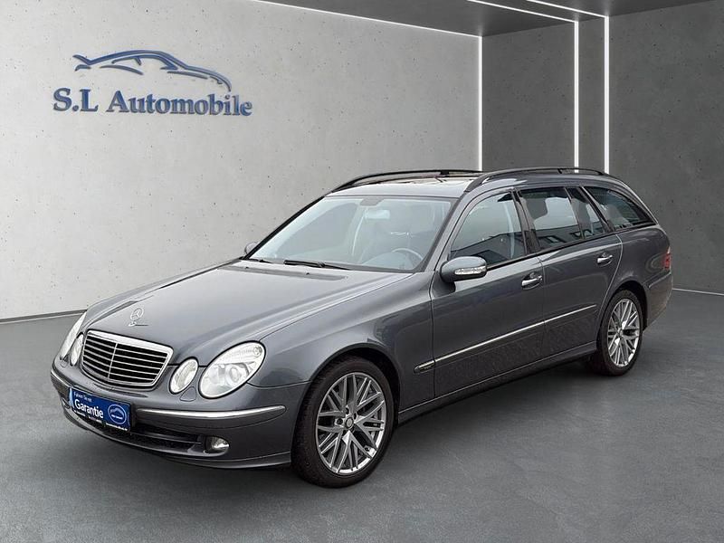 Gebraucht Mercedes E200 163 PS (119 kW) 2006 Grau Kombi