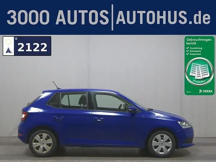 Silber Gebraucht 2021 Skoda Fabia Ambition Kleinwagen | 11.380 € (Superpreis) - Bild 1/4