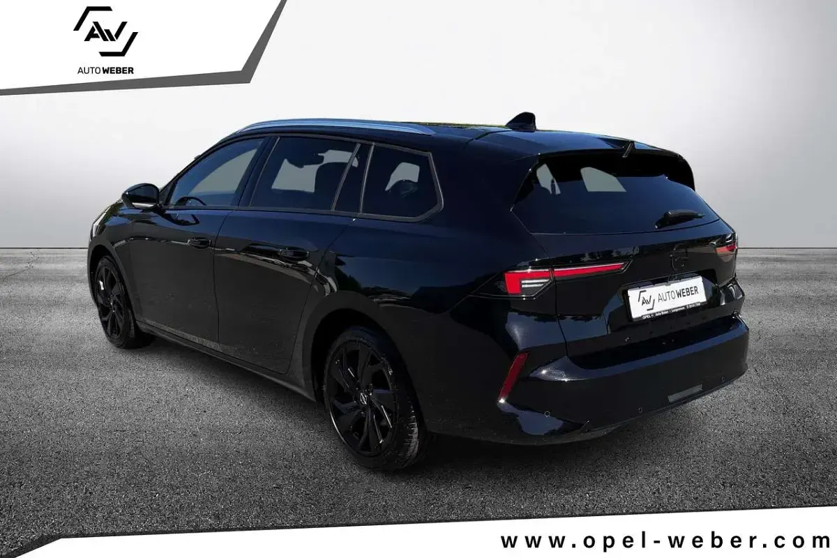 Gebraucht Opel Astra GS Line 131 PS (96 kW) 2023 Diamant schwarz/karbon schwarz Kleinwagen