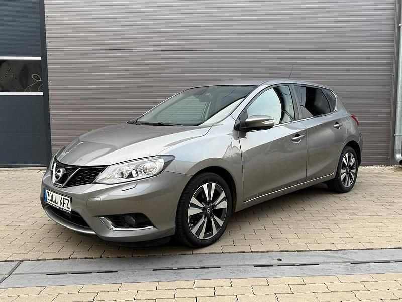 Grau Gebraucht 2015 Nissan Pulsar Tekna Kleinwagen | 5.790 € (Fairer Preis) - Bild 1/4